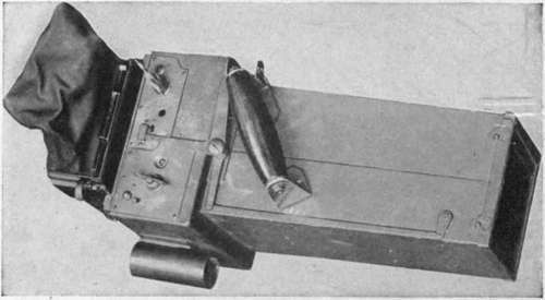 Aerial hand camera (U. S. type A 2).