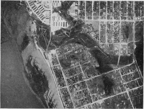 A bathing beach seen from the air.