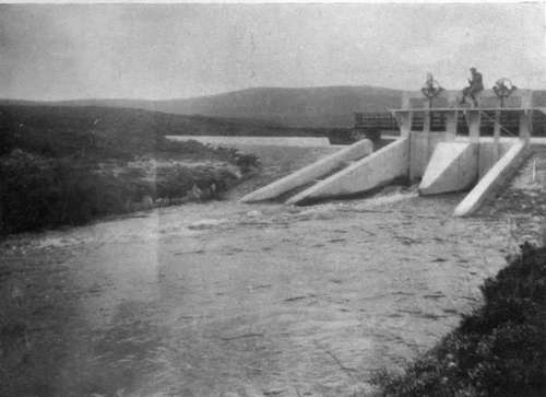 Front And Back Views Of Badanloch Dam As Originally Built